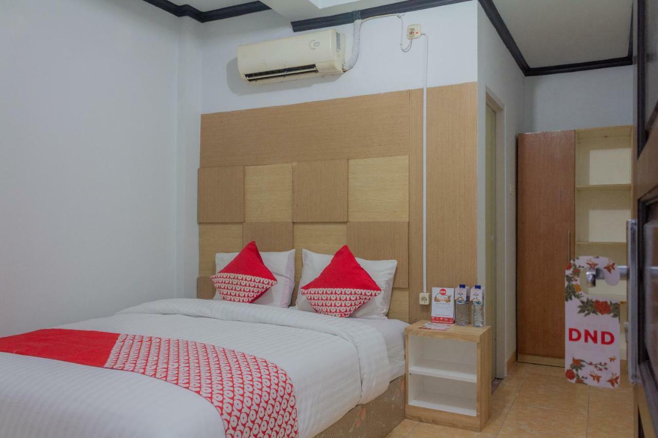 Oyo 649 K68 Residence Jakarta Kültér fotó