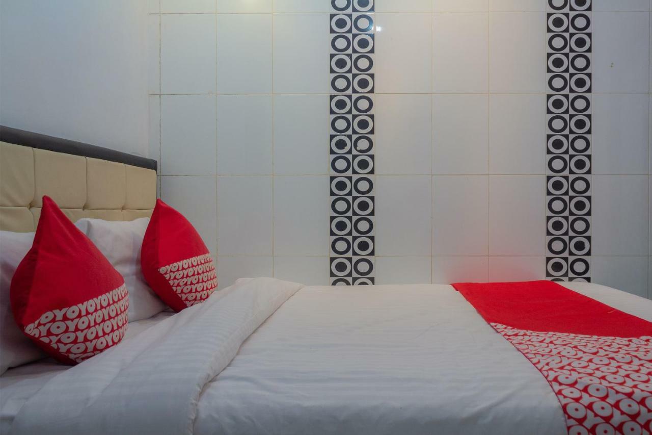 Oyo 649 K68 Residence Jakarta Kültér fotó
