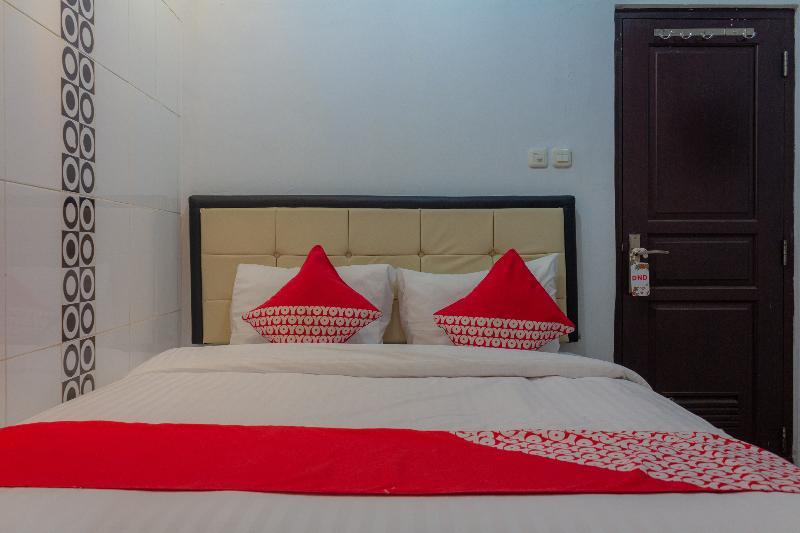 Oyo 649 K68 Residence Jakarta Kültér fotó